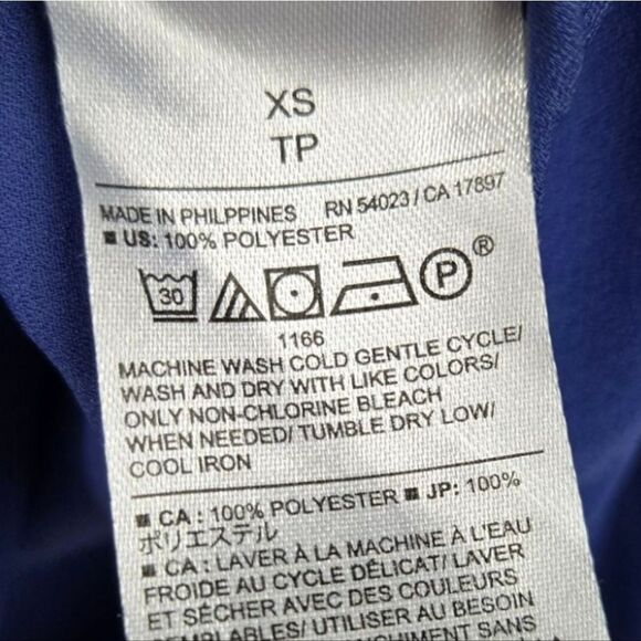 Banana Republic Blue Blouse Long Sleeve Collar V-Neck Henley Dressy Work Career - Picture 5 of 6